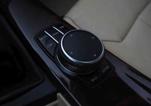 BMW Seria 3 cena 59900 przebieg: 156200, rok produkcji 2019 z Bełchatów małe 704